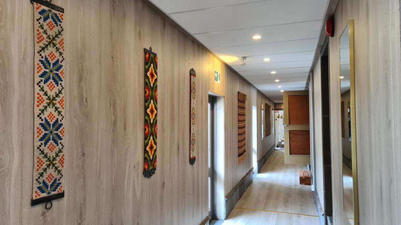 Strand Fjordhotel Ulvik Exterior photo