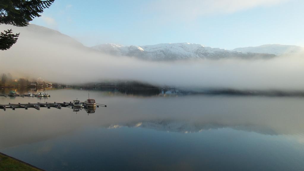 Strand Fjordhotel Ulvik Exterior photo