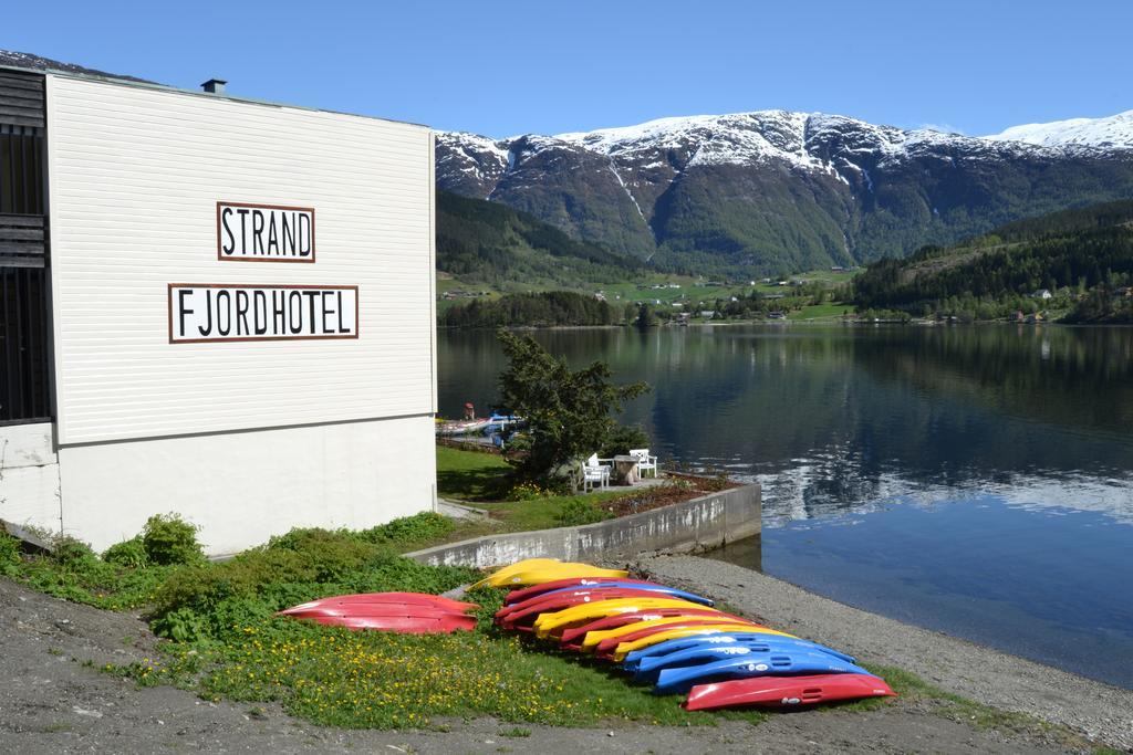 Strand Fjordhotel Ulvik Exterior photo