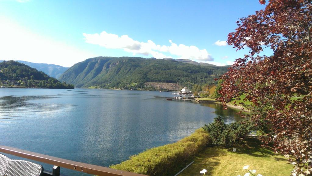 Strand Fjordhotel Ulvik Exterior photo