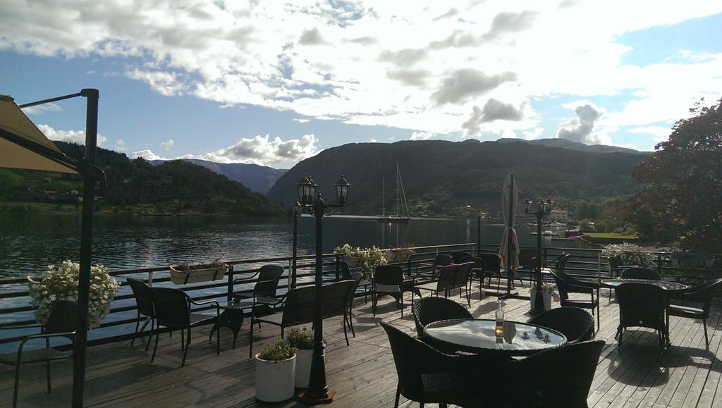 Strand Fjordhotel Ulvik Exterior photo