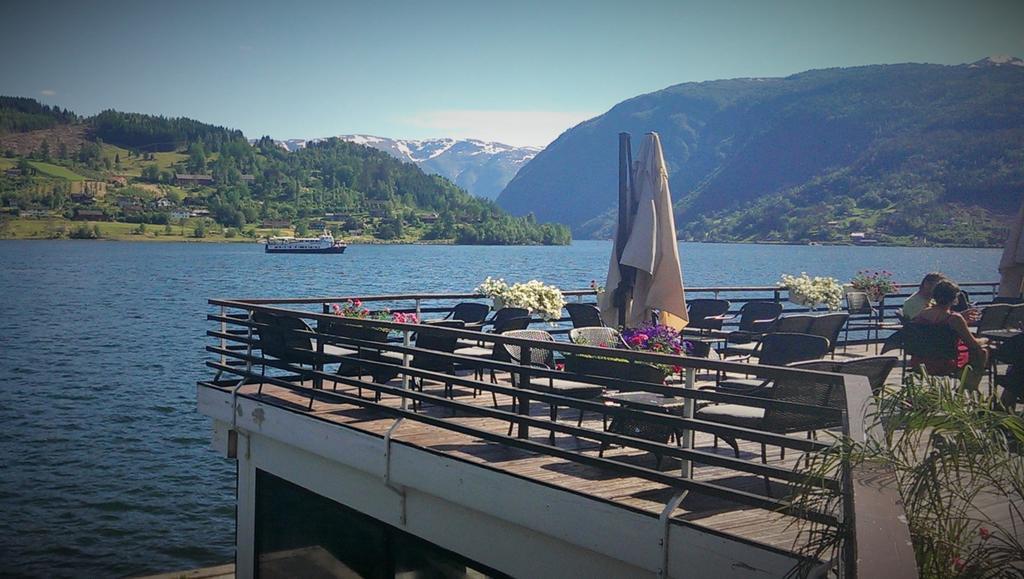 Strand Fjordhotel Ulvik Exterior photo
