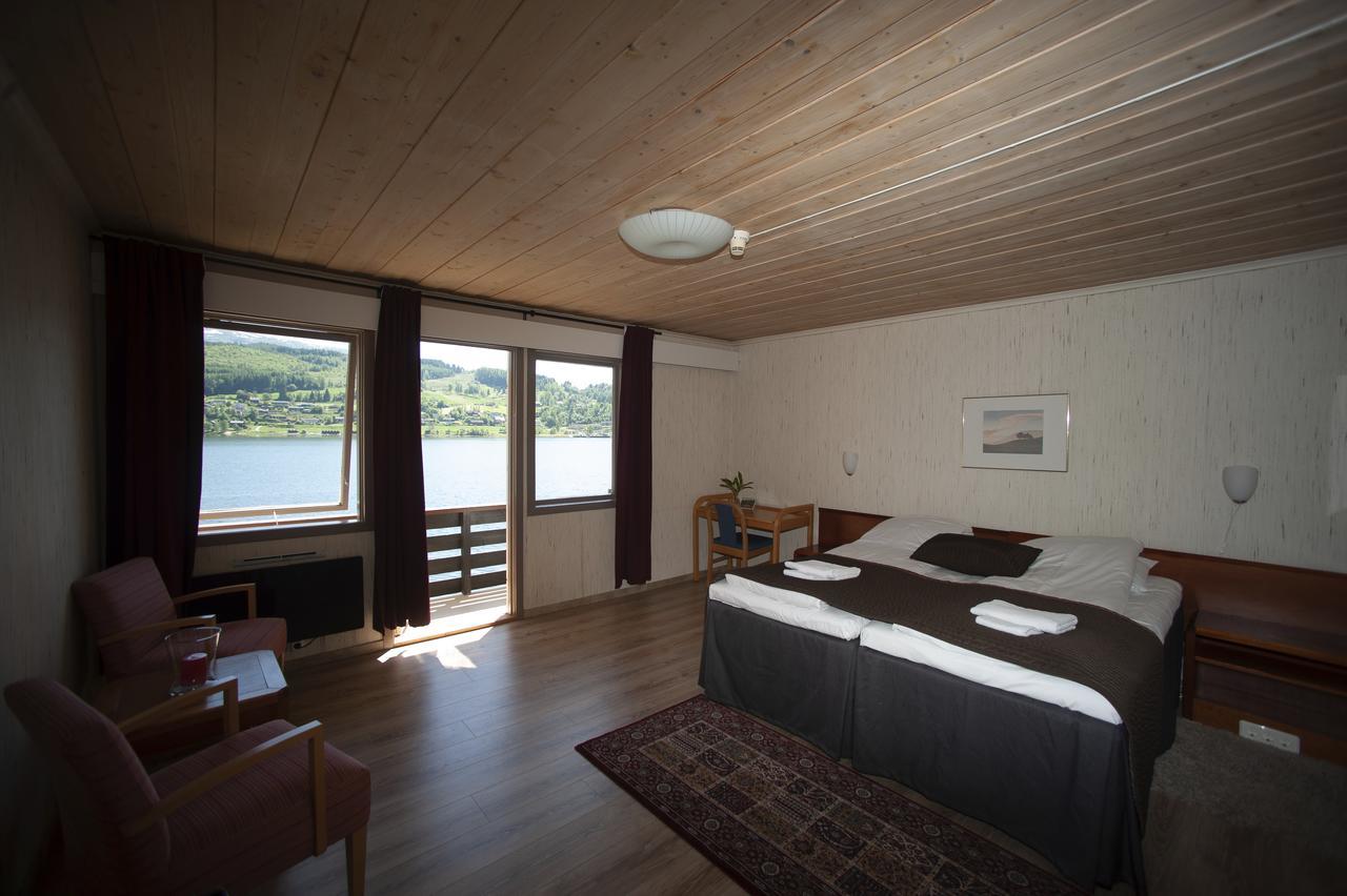 Strand Fjordhotel Ulvik Exterior photo